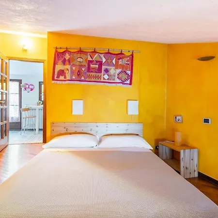 Antica Porta Delle Cinque Terre Pignone