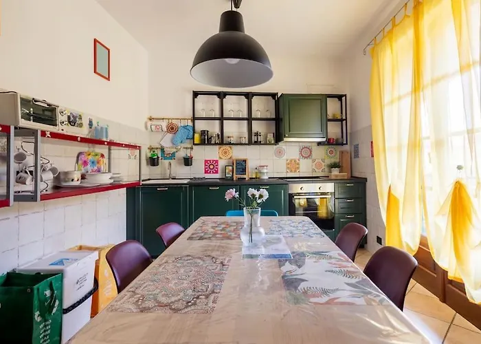 Antica Porta Delle Cinque Terre *