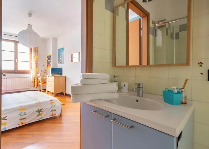 Antica Porta Delle Cinque Terre Pignone